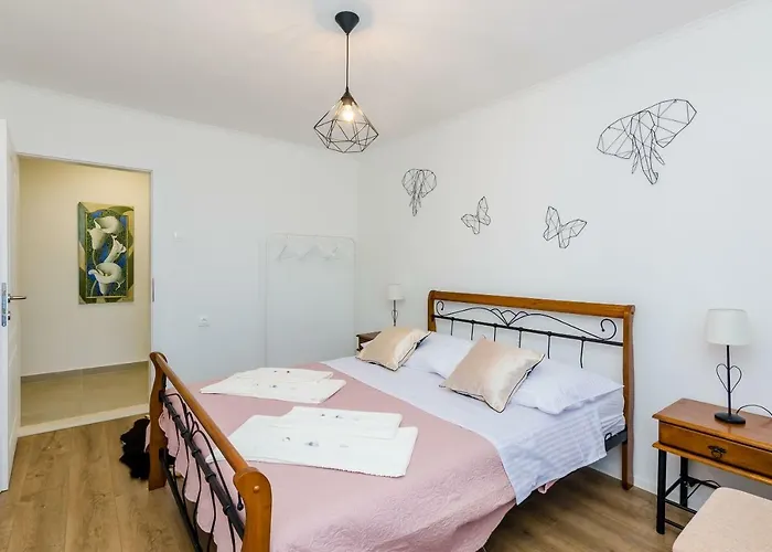 Appartamento Maha Place *