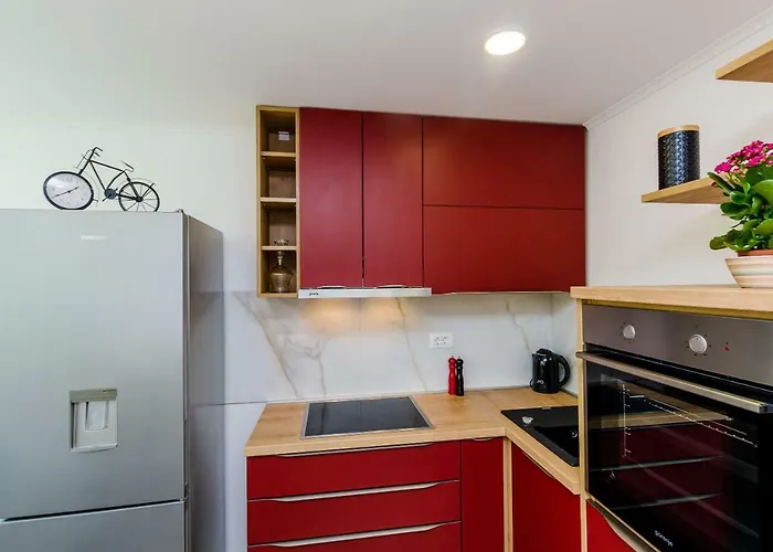 Maha Place Appartement *